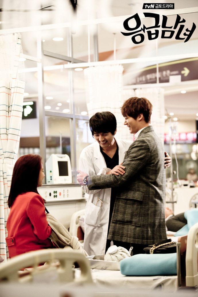 “Emergency Couple” Episode 10 to 12 Stills + Episode 14 Preview Couch
